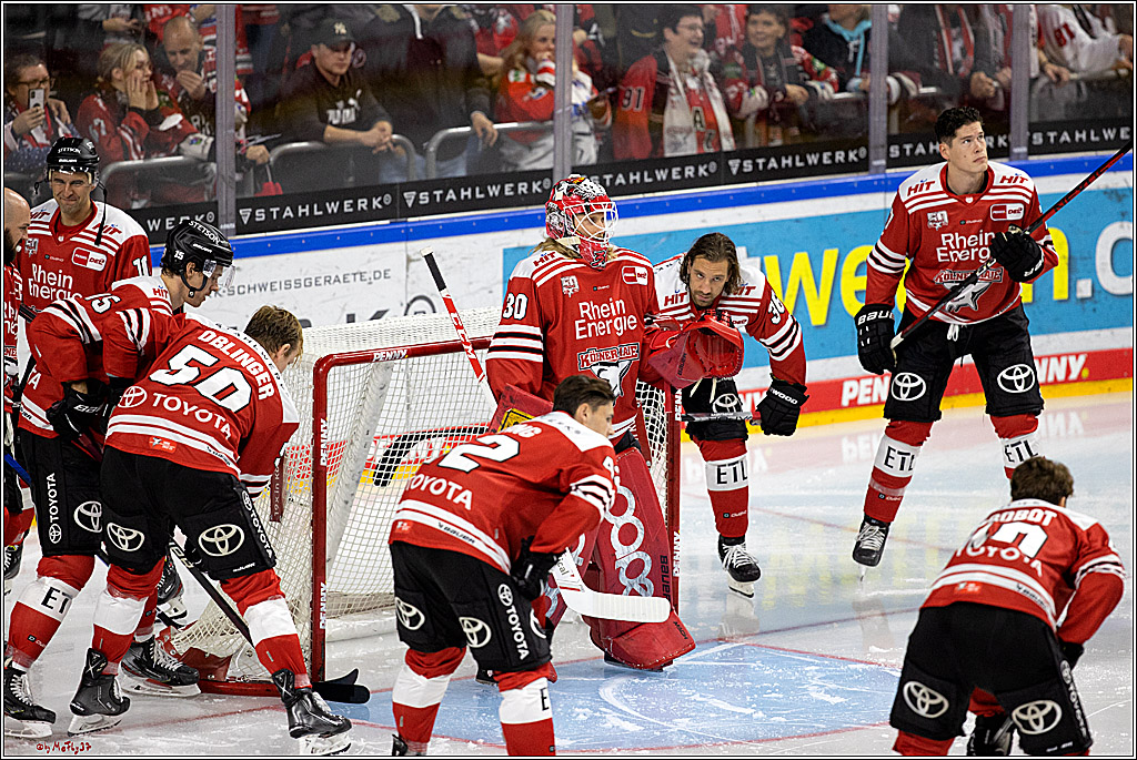 PENNY DEL;  Kölner Haie - Fischtown Pinguins; Köln, 04.10.2022
